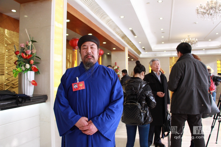 2015青岛两会模式开启