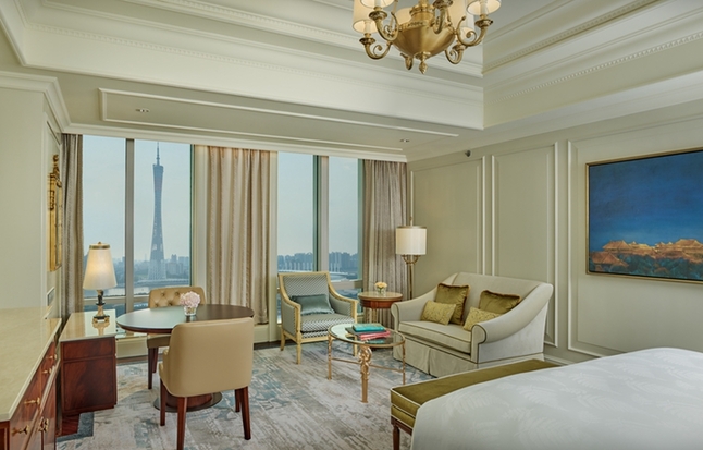 广州富力丽思卡尔顿酒店推出全新「尊贵客房」