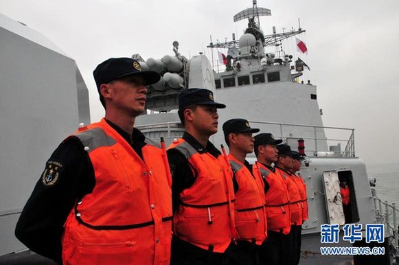 海军深圳号驱逐舰抵达深圳 26日将对公众开放