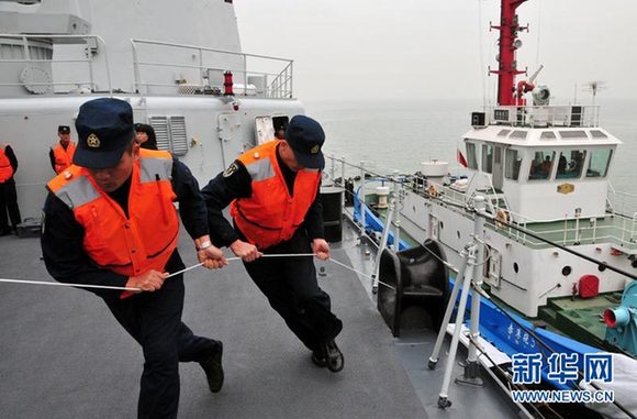 海军深圳号驱逐舰抵达深圳 26日将对公众开放