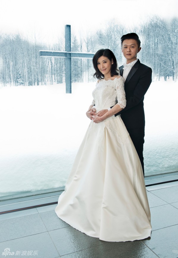 苏慧伦晒唯美婚纱照 幸福称“有人妻的感觉了”