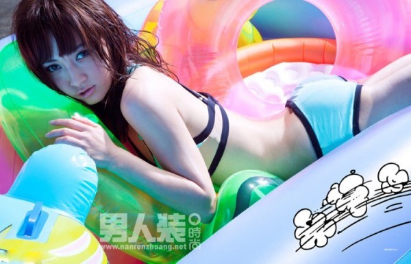 姚笛片场演新娘憔悴 明星风波后“妆可怜”