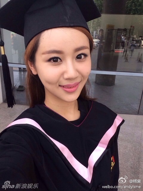 刘星小雪大学毕业啦！网友感叹真心老了