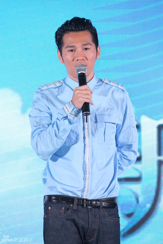 曹格宣布开启世界巡回演唱会 或迎来老三