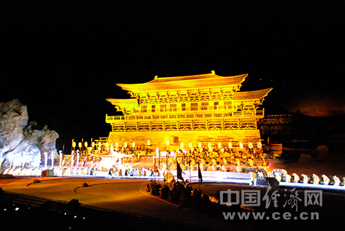 首届中国西藏旅游文化国际博览会开幕