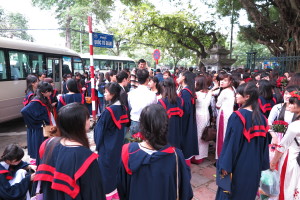 越南河内大学生毕业季:相聚在文庙
