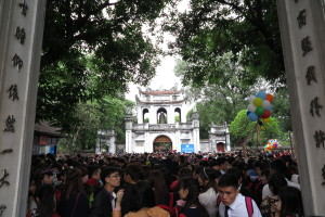 越南河内大学生毕业季:相聚在文庙