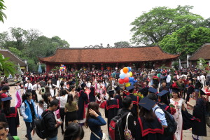 越南河内大学生毕业季:相聚在文庙