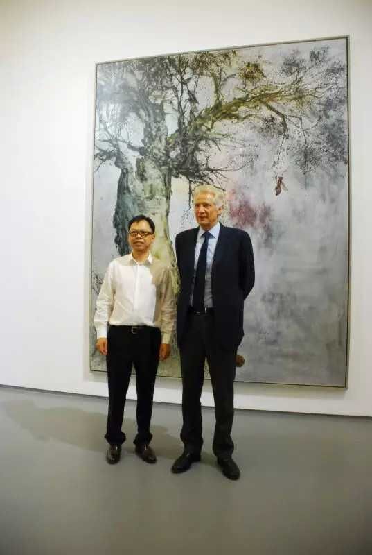 法国前总理多米尼克先生一行到访鸿坤美术馆