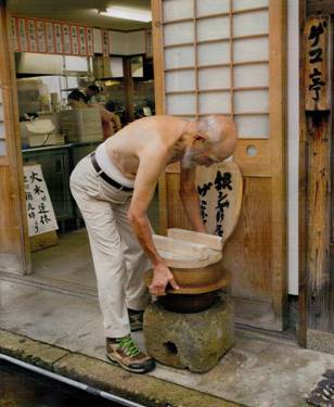 日本“煮饭仙人”驾临北京 只为八十人做碗白米饭