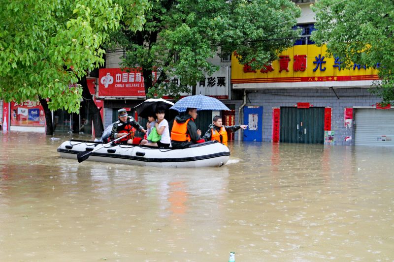 安徽多地爆发洪水 巢湖市35座水库溢洪
