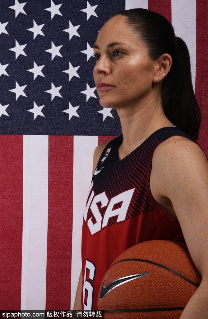 里约奥运会前瞻：美国女篮媒体写真