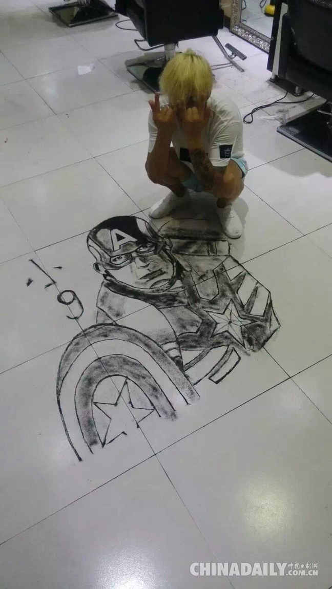 视频：吉林一发型师用碎头发作画 美少女战士最新出炉
