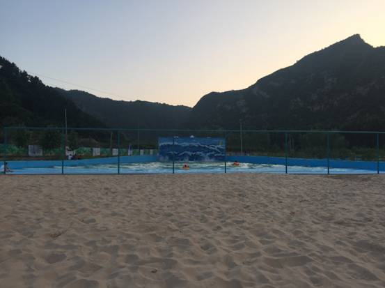 京郊嘉乐园水世界为市民避暑休闲提供选择