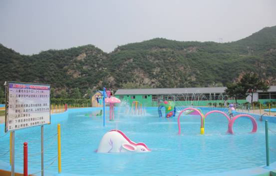京郊嘉乐园水世界为市民避暑休闲提供选择