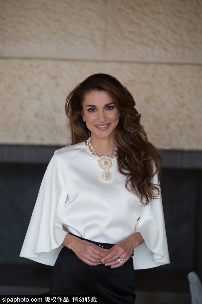 阿拉伯世界的戴安娜--约旦王后步入46岁优雅依旧
