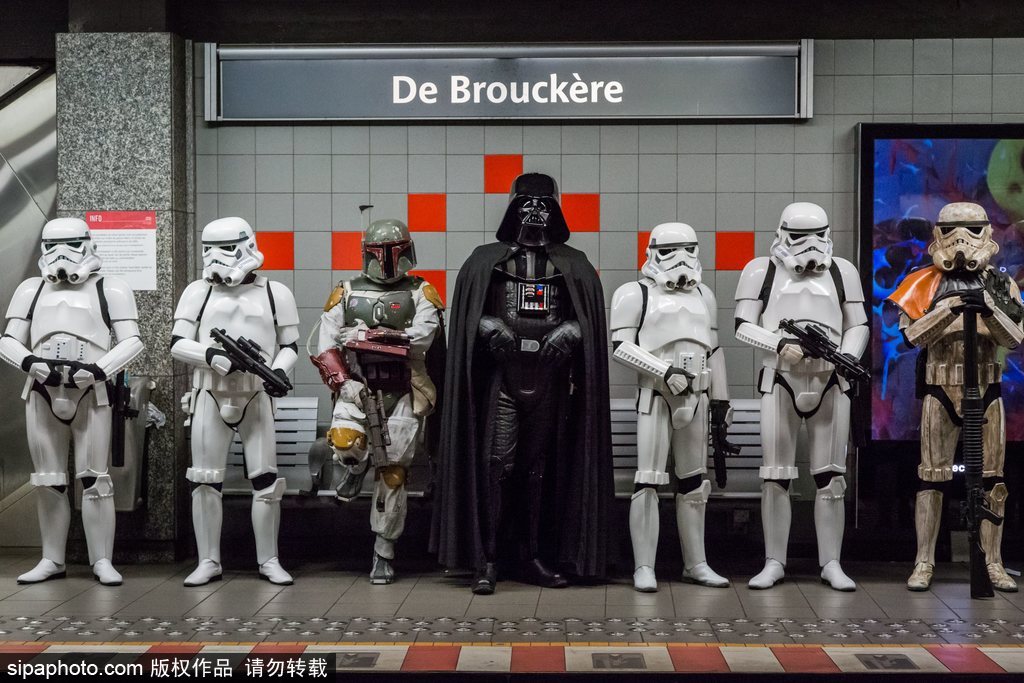 比利时动漫节：帝国士兵霸气现身地铁站 各种超萌角色嗨不停