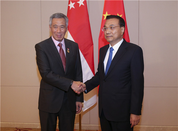 李克强会见新加坡总理李显龙 希望新继续推动中国－东盟关系深入发展