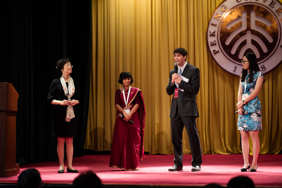 北京大学燕京学堂举行2016年开学典礼 迎来全球42个国家和地区的124名青年学子