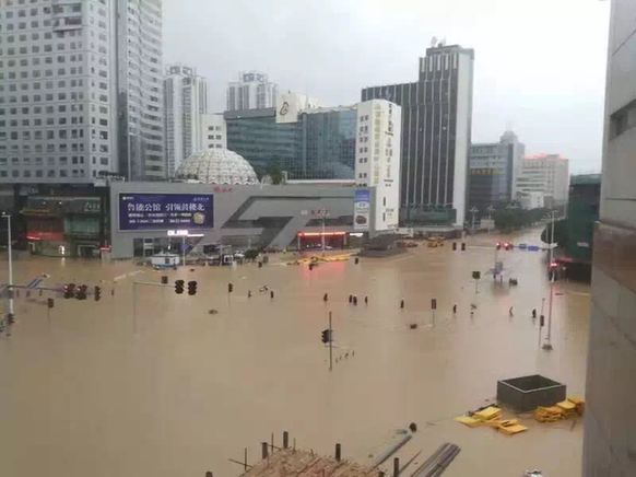 受台风“鲇鱼”影响 福州市民今天出行得“打船”