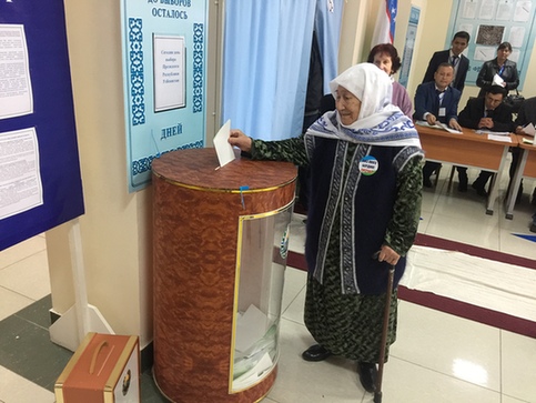 乌兹别克斯坦举行总统大选 全国公交地铁免费
