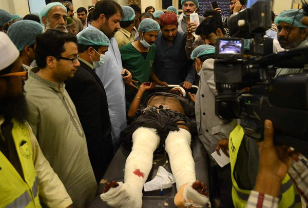 巴基斯坦南部爆炸致72人死亡　　