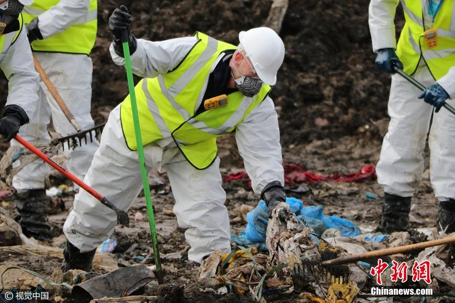 英皇家飞行员喝醉后失踪 被疑误投入垃圾填埋场