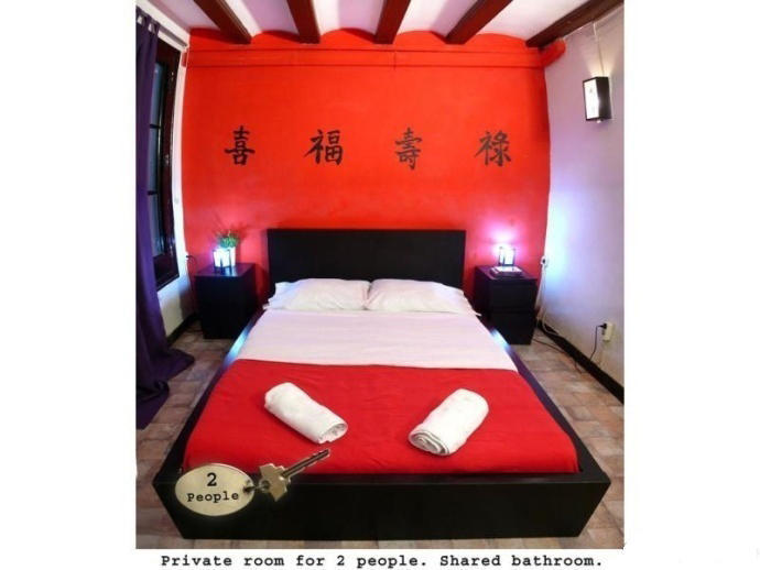 西班牙现诡异中式酒店 网友：对中国文化有啥误解？