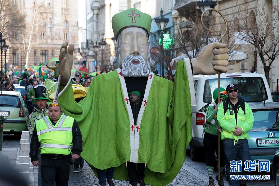 布达佩斯举行游行庆祝圣帕特里克节（组图）