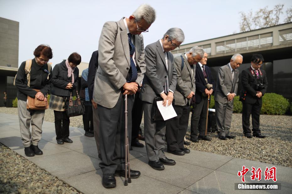 日本植树访华团走进南京种“和平”