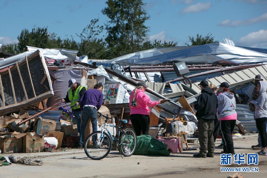 美国得州遭龙卷风袭击至少5人丧生