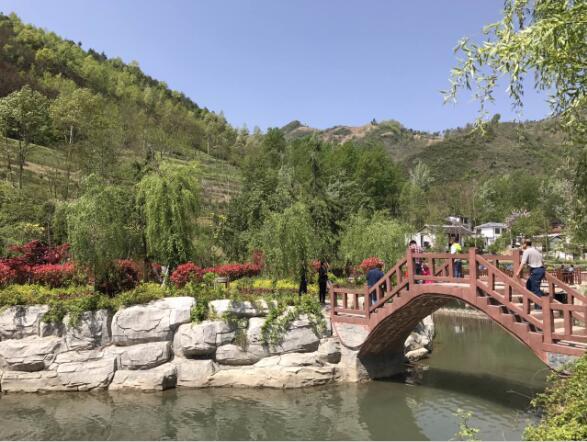 甘肃贫困县发展旅游扶贫 五一小长假吸引万余名游客
