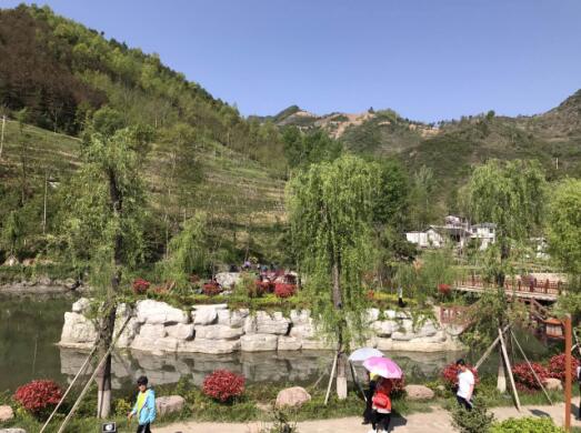 甘肃贫困县发展旅游扶贫 五一小长假吸引万余名游客