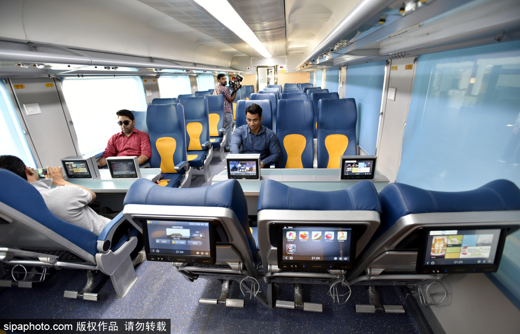告别挂票？印度“光辉特快”列车将在新德里投入运营