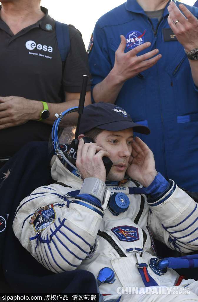 欧洲航天局宇航员结束太空任务 顺利降落哈萨克斯坦
