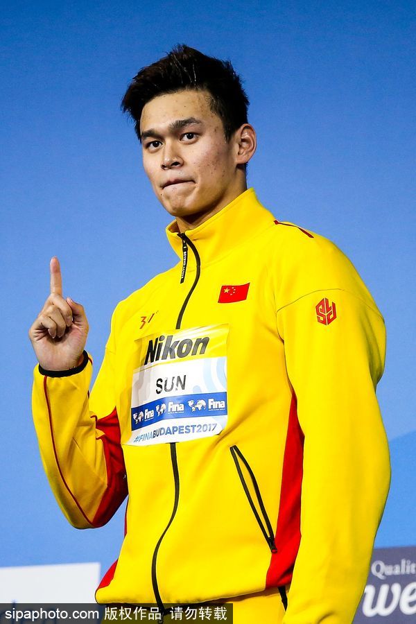 2017游泳世锦赛男子400米自由泳决赛：孙杨力压霍顿夺冠
