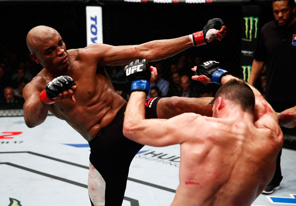 MMA传奇巨星安德森-席尔瓦出战UFC上海赛，对决凯文-盖斯特鲁姆