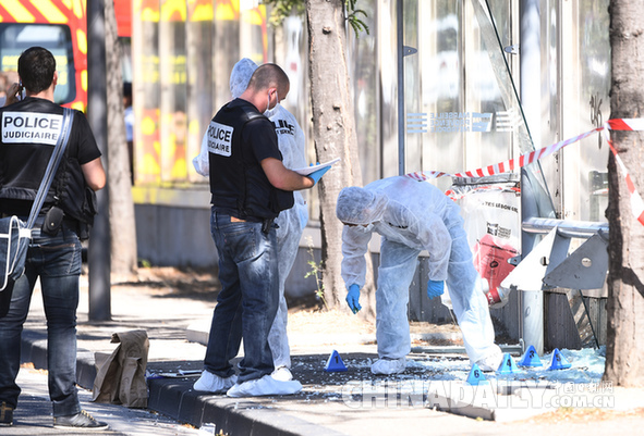 突发：法国马赛发生车辆撞人，一人死亡