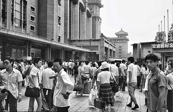 【老外谈】30年，坐着中国火车旅行