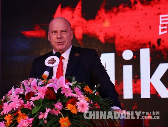 昆仑鸿星举办KHL新赛季媒体见面会, 6位华裔球员集体亮相