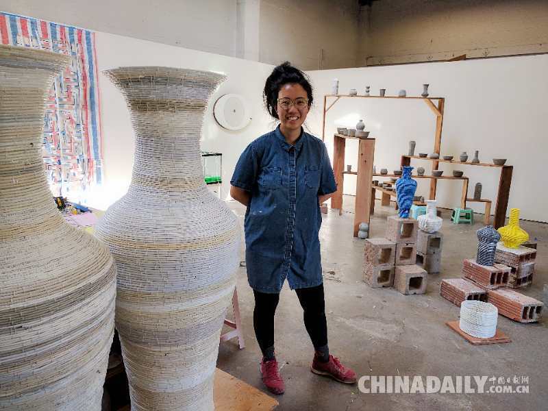 废品还能用来做什么？华裔姑娘卢南燕给废品找了一个新出路：做成艺术品