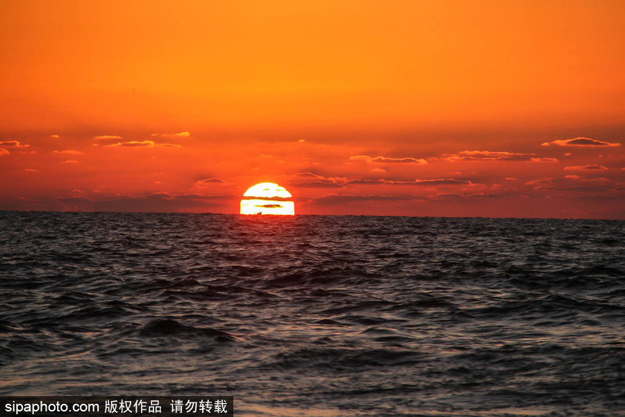 夕阳西下 加沙海边日落美景