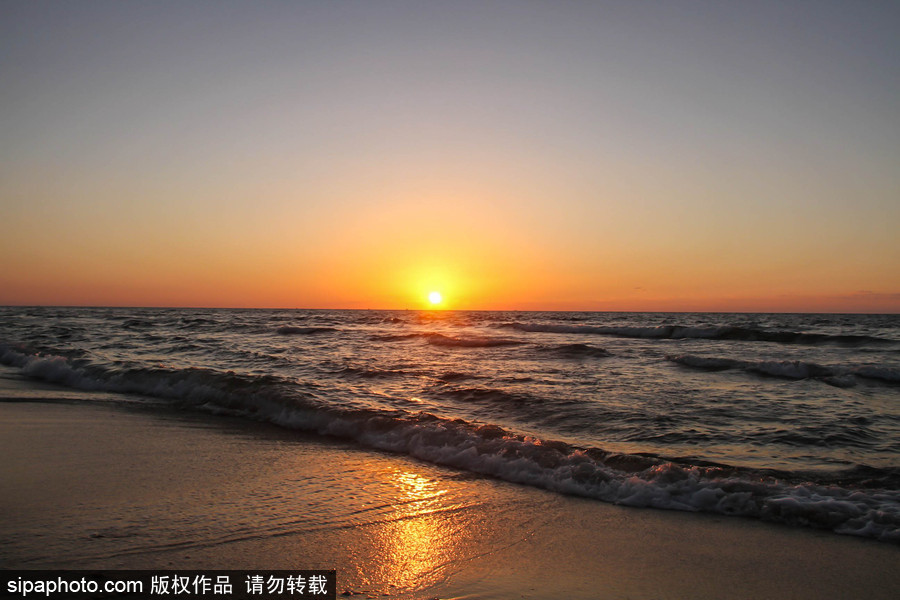 夕阳西下 加沙海边日落美景