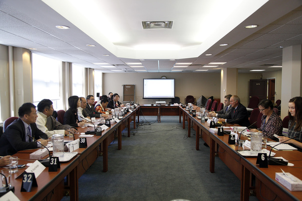 全国人大西藏代表团访问加拿大