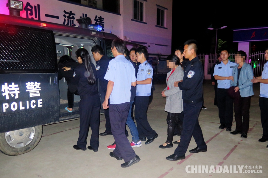 昆明铁警历时8个月解救17名被拐卖“越南新娘”