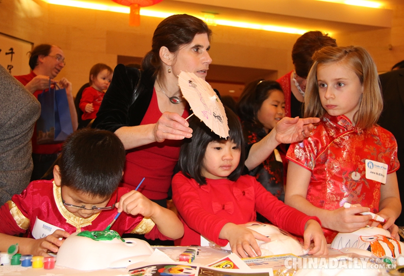中国驻美使馆为收养中国儿童的美国家庭举办迎新春活动