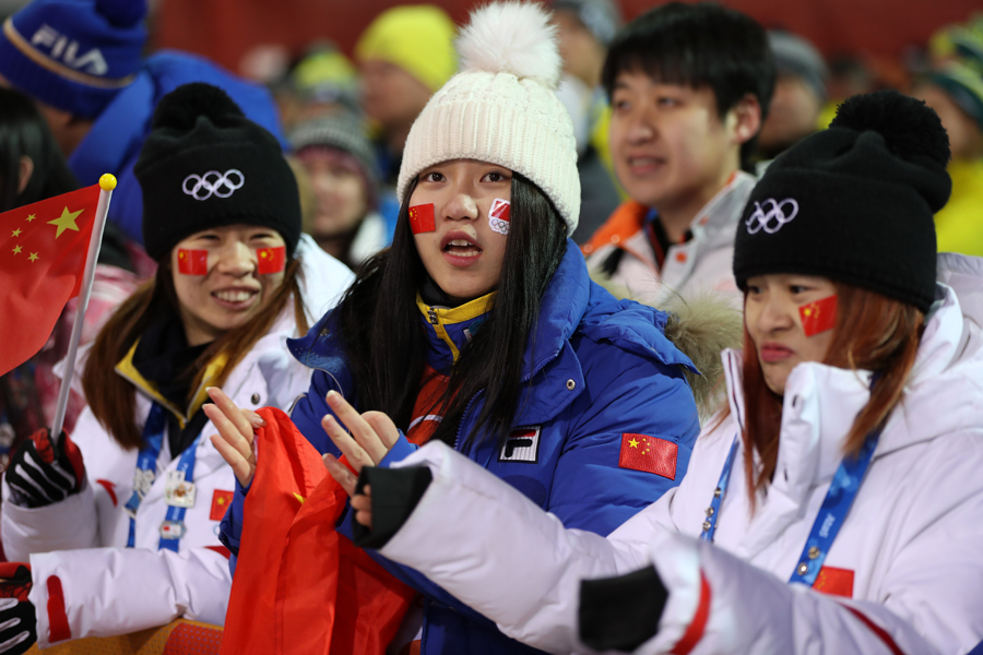平昌冬奥会自由式滑雪男子空中技巧决赛举行 中国选手贾宗洋获得亚军