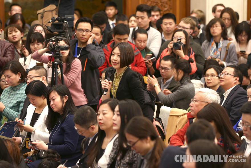 全国政协十三届一次会议举行新闻发布会