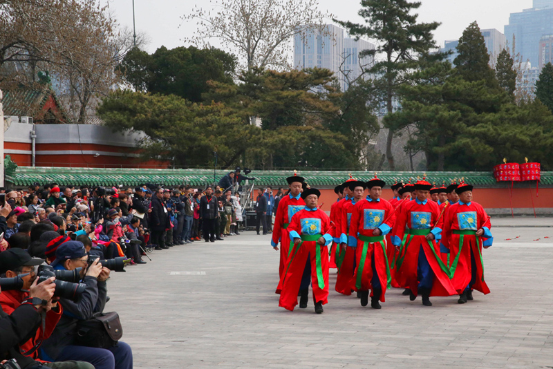 北京日坛公园举行春分民俗典礼仪式