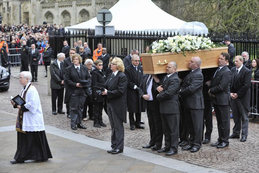 英国剑桥举行葬礼告别霍金